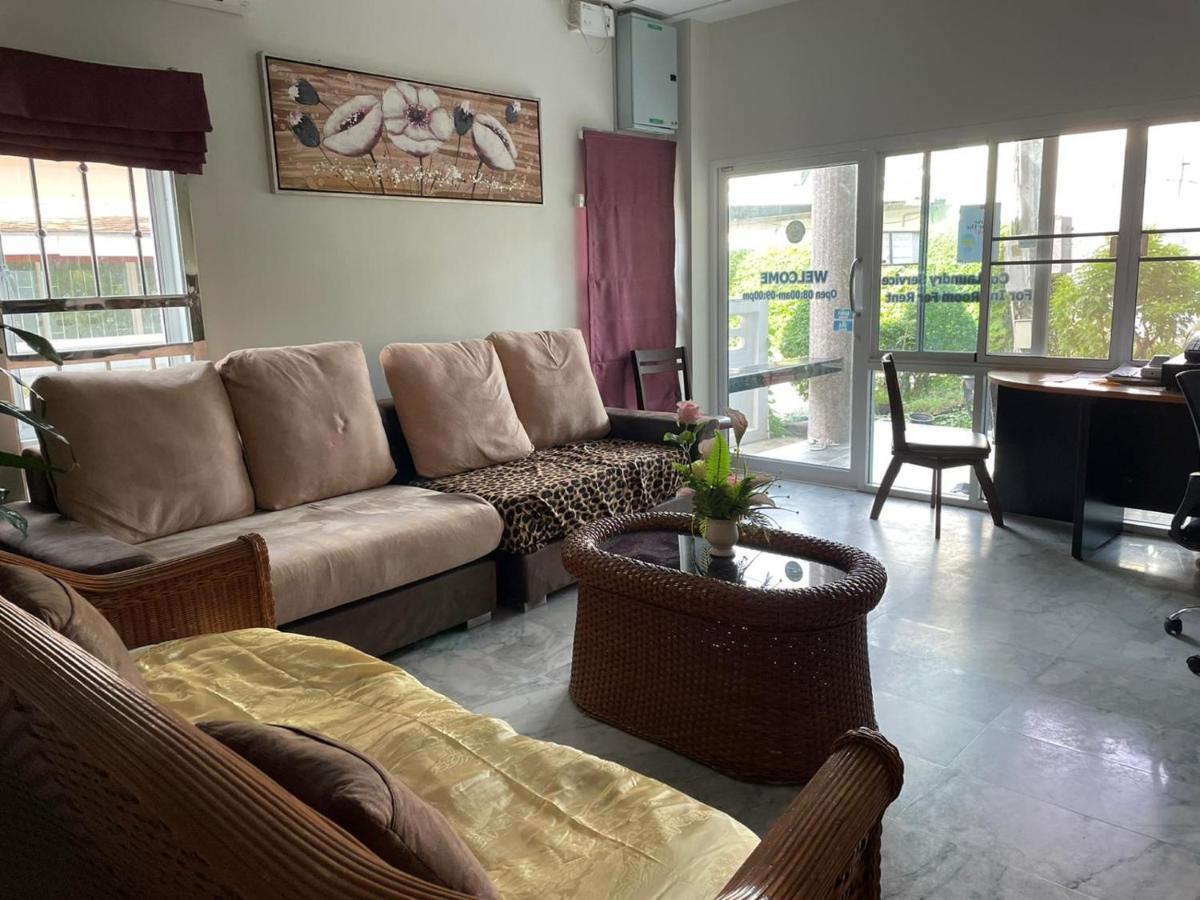 Kasemsuk Guesthouse Sha Extra Plus Karon Esterno foto
