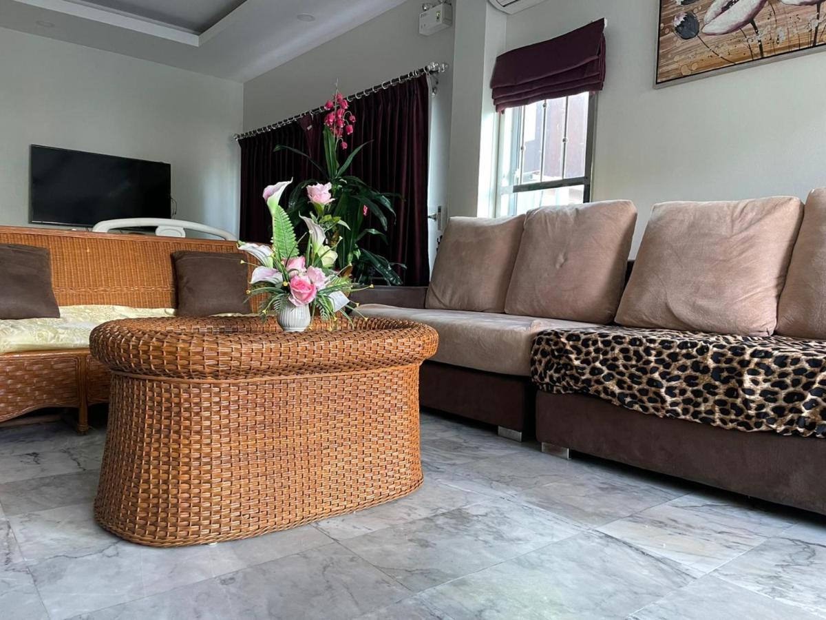 Kasemsuk Guesthouse Sha Extra Plus Karon Esterno foto
