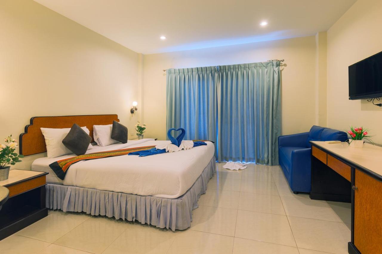 Kasemsuk Guesthouse Sha Extra Plus Karon Esterno foto